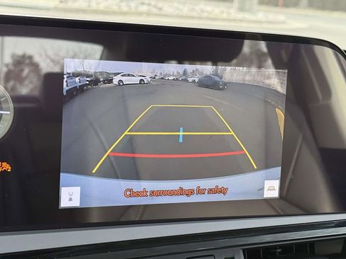 Used 2023 Lexus ES 250 w/ Premium Package image 11