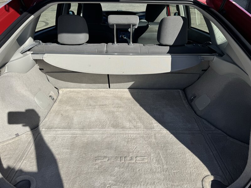 Used 2012 Toyota Prius Two FWD image 17