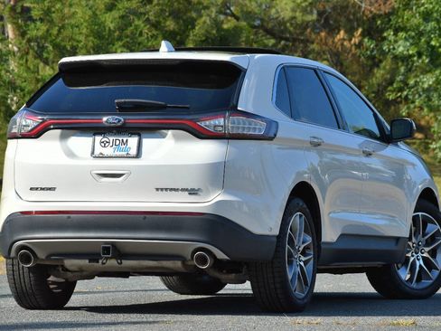 Used 2015 Ford Edge Titanium w/ Equipment Group 302A AWD/4WD image 5