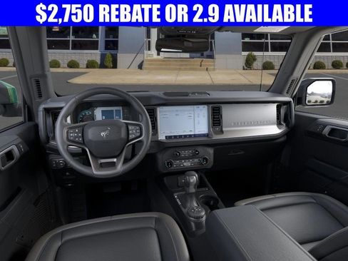 New 2025 Ford Bronco Outer Banks image 9