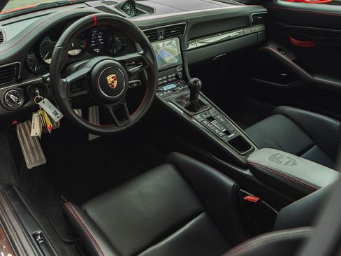 Used 2019 Porsche 911 Speedster image 4