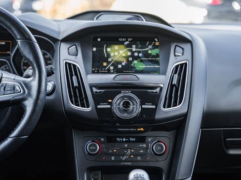 Used 2016 Ford Focus RS image 20