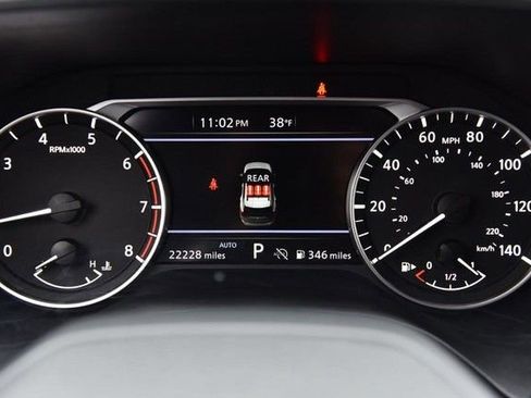 Certified 2025 Nissan Rogue SV image 12