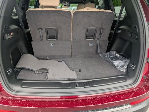 New 2026 Jeep Grand Cherokee L Limited AWD/4WD image 28