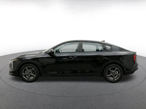 Used 2025 Kia K4 FWD image 4