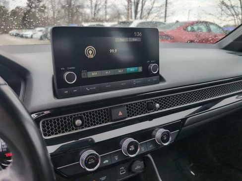 Used 2023 Honda Civic Sport image 25