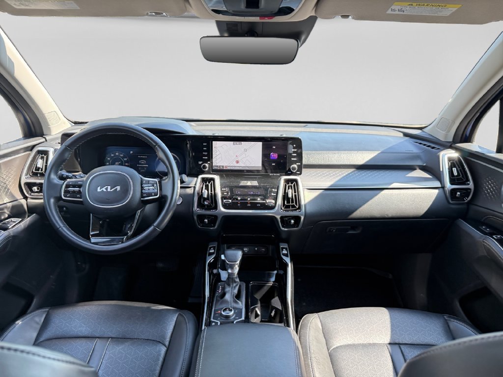 Used 2023 Kia Sorento SX AWD/4WD image 13