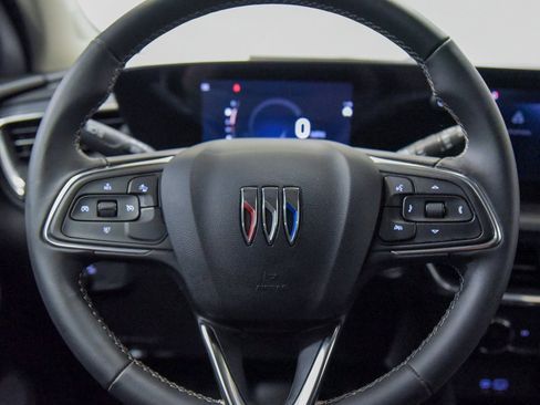 Used 2025 Buick Encore GX Preferred image 23