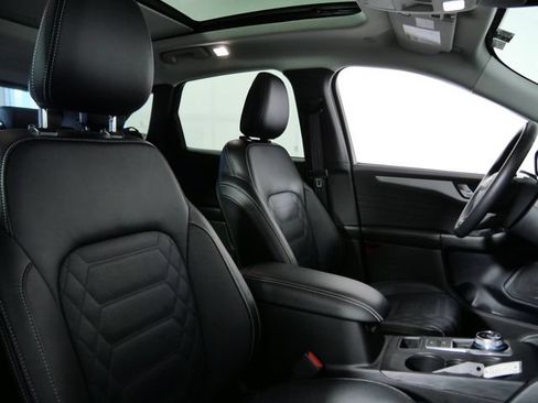 Certified 2023 Ford Escape Platinum w/ Premium Technology Package AWD/4WD image 12