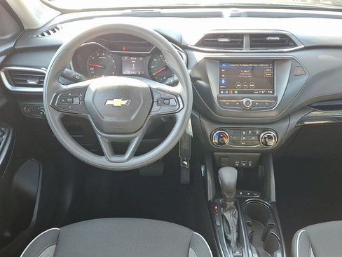 Certified 2023 Chevrolet TrailBlazer LS AWD/4WD image 11