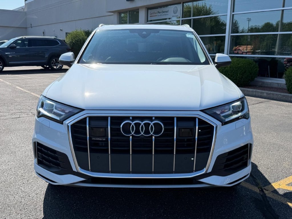 Used 2023 Audi Q7 2.0T Premium w/ Convenience Package AWD/4WD image 9