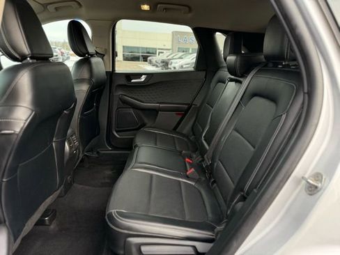 Used 2020 Ford Escape SEL image 10
