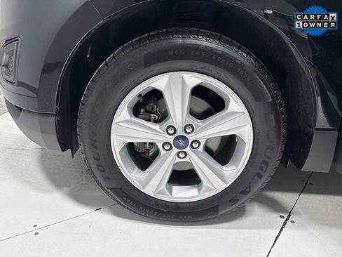 Used 2018 Ford Edge SE image 4