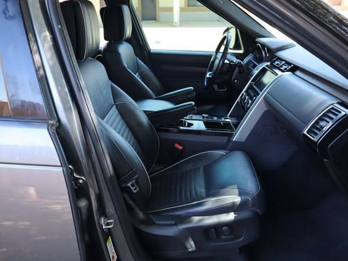 Used 2017 Land Rover Discovery HSE Luxury AWD/4WD image 24