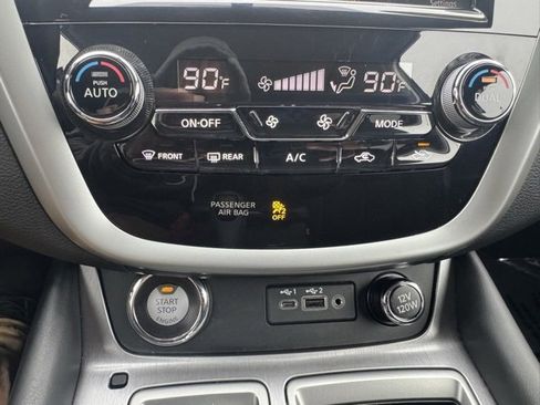 Used 2020 Nissan Murano S image 20