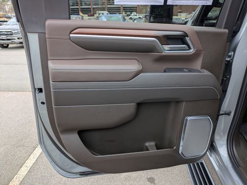 Used 2026 GMC Sierra 2500 Denali w/ Denali Reserve Package image 28