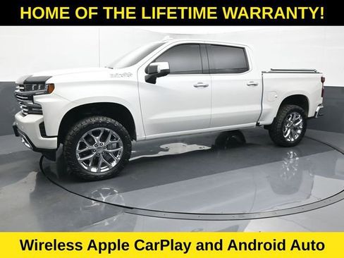 Used 2020 Chevrolet Silverado 1500 High Country w/ Technology Package AWD/4WD image 2