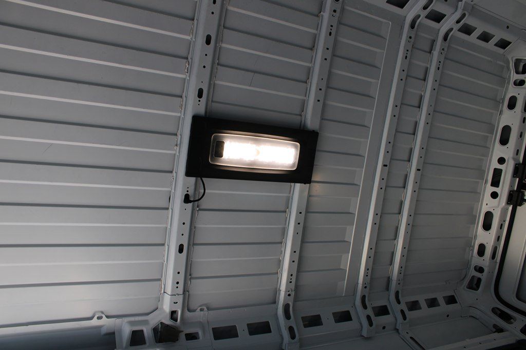 Used 2025 RAM ProMaster 3500 w/ Convenience Group FWD image 15