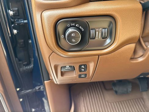 Used 2020 RAM 1500 Laramie AWD/4WD image 20