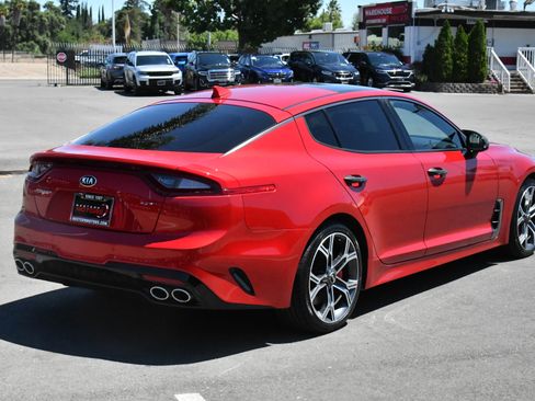 Used 2019 Kia Stinger GT1 RWD image 8