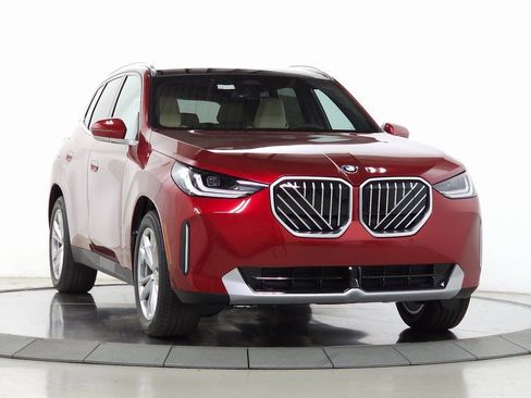 Used 2025 BMW X3 xDrive30i w/ Convenience Package image 1