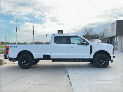 New 2026 Ford F350 XLT w/ XLT Premium Package image 7