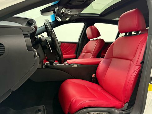 Used 2018 Lexus LS 500 w/ Accessory Package (Z2) image 18