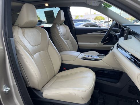 Certified 2023 INFINITI QX60 Luxe w/ Cargo Package AWD/4WD image 24