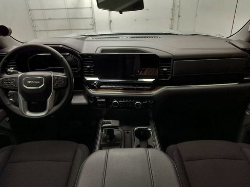 Used 2025 GMC Sierra 1500 Elevation w/ Preferred Package AWD/4WD image 13