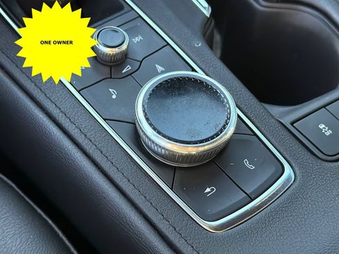 Used 2023 Cadillac XT4 Sport FWD image 23