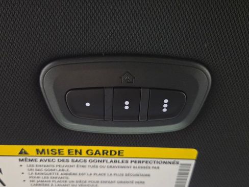 New 2026 Chrysler Pacifica Select image 27