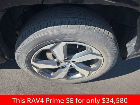 Used 2023 Toyota RAV4 SE w/ Weather & Moonroof Package image 18