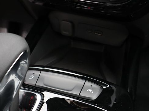 New 2026 Chevrolet Trax RS w/ Sunroof Package image 20