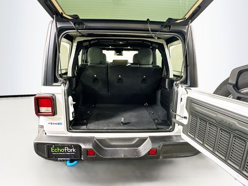 Used 2024 Jeep Wrangler Sport S w/ Convenience Group image 28