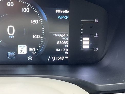 Used 2019 Volvo S60 T6 Momentum w/ Premium Package image 15