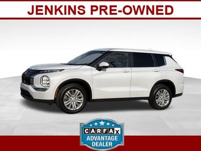 Used 2023 Mitsubishi Outlander ES