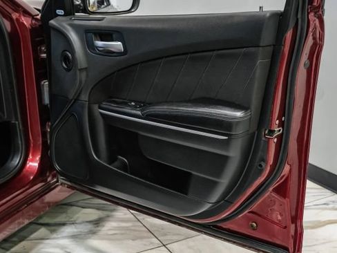 Used 2019 Dodge Charger Scat Pack w/ Driver Confidence Group RWD image 40
