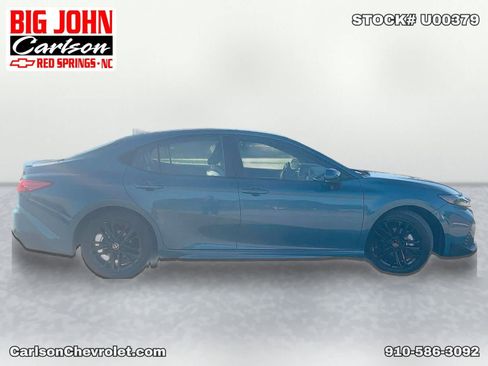 Used 2025 Toyota Camry SE FWD image 7