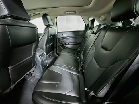 Used 2021 Ford Edge Titanium w/ Equipment Group 301A AWD/4WD image 27