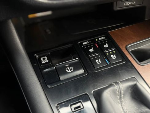 Used 2022 Lexus RX 450hL AWD w/ Premium Package image 35