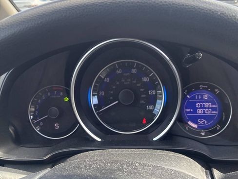 Used 2015 Honda Fit LX image 17