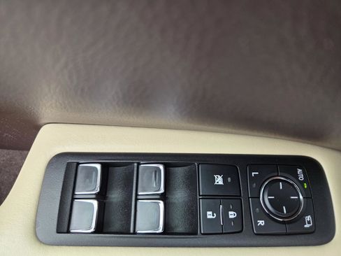 Used 2019 Lexus RX 450h AWD image 14