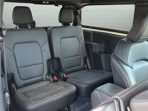 Used 2023 Ford Bronco Badlands AWD/4WD image 25
