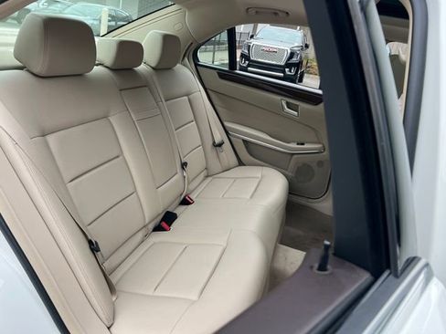 Used 2014 Mercedes-Benz E 350 Sedan image 30