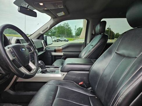 Used 2018 Ford F150 Lariat AWD/4WD image 9