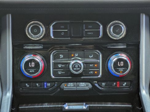 Certified 2023 GMC Yukon XL Denali image 21