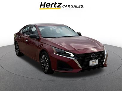 Used 2025 Nissan Altima 2.5 SV