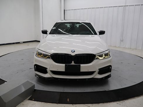 Used 2019 BMW 540i w/ M Sport Package image 11