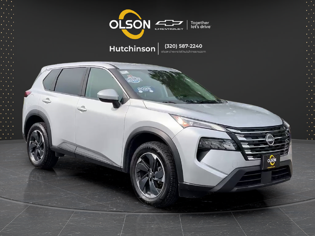 Used 2025 Nissan Rogue SV AWD/4WD image 13
