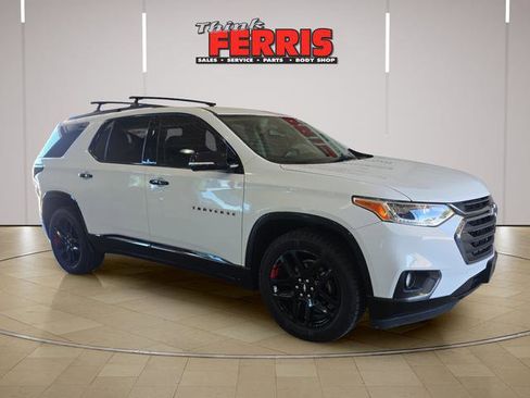 Used 2019 Chevrolet Traverse Premier w/ Redline Edition AWD/4WD image 3